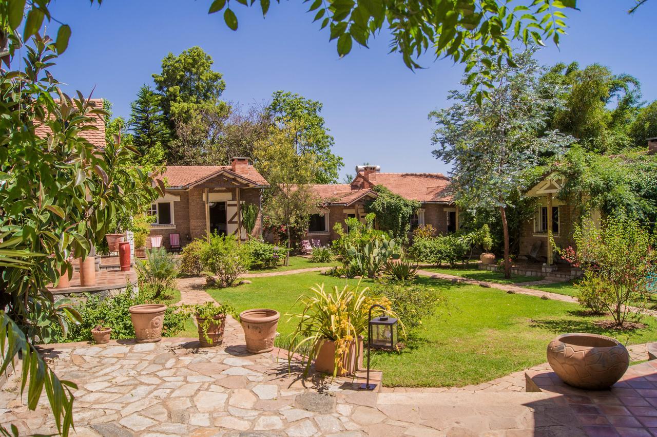 Hotel Couleur Café à Antsirabe Extérieur photo