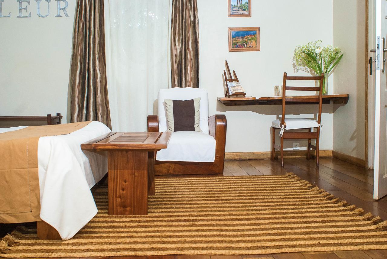 Hotel Couleur Café à Antsirabe Extérieur photo